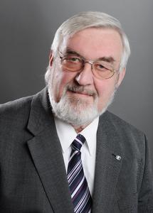 Dr. Henri Cohrt ist seit 1. Januar 2014 neuer Abteilungsgeschäftsführer der Fachabteilung Ceramic Composites im Carbon Composites e.V. (CCeV).