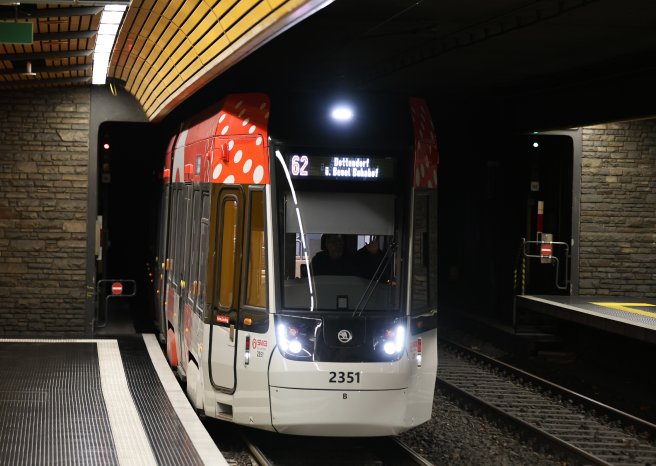 Straßenbahn_Tunnel.jpg