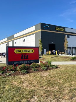 LIT_PALFINGER_Eingang Lagerhalle.jpeg