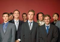 o	Die französischen Doppelmaster-Absolventen Romeo Lecomte, Julien Klein und Jean Schmitt (1. Reihe, von links) (© TU Ilmenau/Lutz Müller)