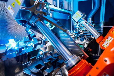 Laser pretreatment of components for the automotive industry