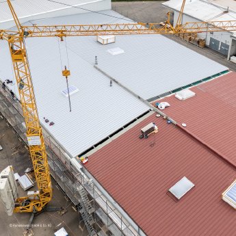 Projekteinblick_Dachsanierung_ROMA_Dachpaneel Typ RD2.jpg