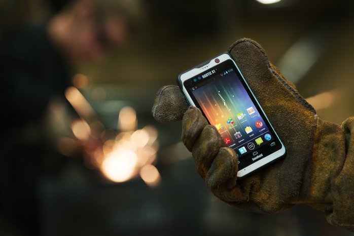 Nautiz-X1-ultra-rugged-enterprise-smartphone.jpg