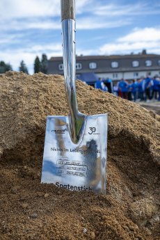 Spatenstich-2.jpg