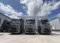 Fahrzeugtelematik und Telemetriedaten im Zusammenspiel mit der Flottenmanagementsoftware GPS-Explorer: Effiziente Steuerung der E-LKW-Flotte in Echtzeit.