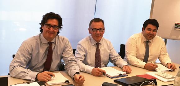 Im Foto von links: Andreas Denkmann (Partner der capiton AG), Dr. Olaf Weiland (CEO & Partner der Kautex Holding GmbH), Paul Neumann (Partner der Plastech Holding GmbH)