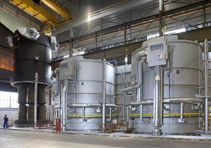 Haubenöfen des österreichischen Industrieofenbauers Ebner zur Wärmebehandlung von metallischen Produkten, Foto: Ebner Industrieofenbau GmbH