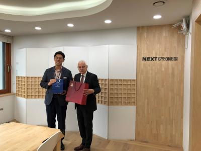 Wirtschaftsstarke koreanische Provinz Gyeonggi-Do und Germany's Saarland vereinbaren enge Zusammenarbeit