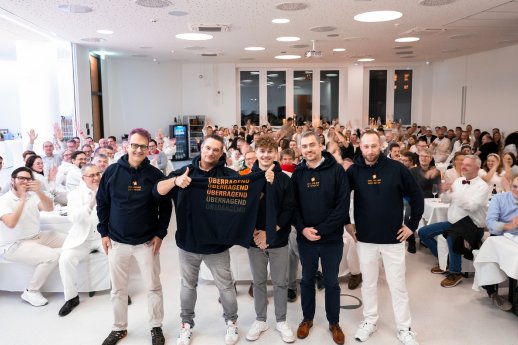 STARFACE_Cloud PBX Test_Gruppenbild.jpg