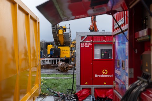 Bredenoord_Stage V Twinaggregat auf Baustelle.jpg
