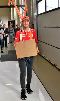 UPS Integrad begrüßt Sebastian Vettel.jpg