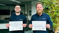 Christian Bellu (Teamleiter Produktmanagement) und Sven Drost (Produktmanager) haben erfolgreich den Lehrgang zum Google Certified Professional Chrome OS Administrator abgeschlossen. Christian Bellu (Teamleiter Produktmanagement) und Sven Drost (Produktmanager) haben erfolgreich den Lehrgang zum Google Certified Professional Chrome OS Administrator abgeschlossen.