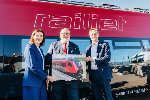 ÖBB+Railjet+M+InnoTrans+1.jpg