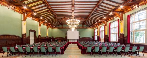 Der historische Festsaal des Herrenkrug Parkhotels in Magdeburg wird am 25./26. Oktober 2016 zum Zentrum der KWK-Branche (Bild: Herrenkrug Parkhotel)