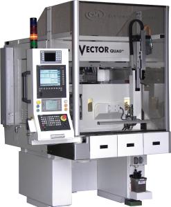 Doppelte Produktivität bei gleichen Abmessungen: Weltneuheit Vector Quad von CMT auf der EMO. Weil zwei Werkstücke hauptzeitparallel vorgerüstet werden können geht die Span-zu-Span-Zeit gegen Null.