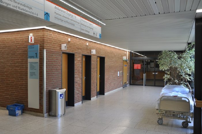 80% Stromersparnis und zufriedenere Patienten für Krankenhäuser, AS LED  Lighting GmbH, Story - PresseBox