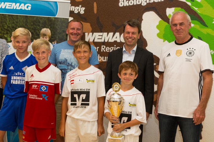 PM_WE16_25 Fairplay-Cup Sieger der WEMAG-Liga D-Junioren SG Aufbau Boize....jpg