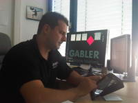Jörg Gabler arbeitet mit mobilePDM