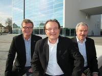 von links nach rechts: Andreas Kimpel (Kulturdezernent der Stadt Gütersloh), Martin Schildmacher (Vorstand MODUS Consult AG), Wilhelm Kottmann (Leiter Fachbereich Kultur und Sport der Stadt Gütersloh) von links nach rechts: Andreas Kimpel (Kulturdezernent der Stadt Gütersloh), Martin Schildmacher (Vorstand MODUS Consult AG), Wilhelm Kottmann (Leiter Fachbereich Kultur und Sport der Stadt Gütersloh)