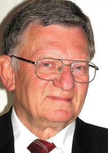 Professor Dr.-Ing. Adolf Hobbacher erhielt den "Fellow of IIW" (Quelle: A. Hobbacher)