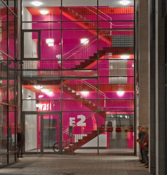 Treppenhaus Kocherquartier SchwäbHall.jpg