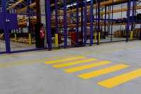 Bodenmarkierung Zebrastreifen