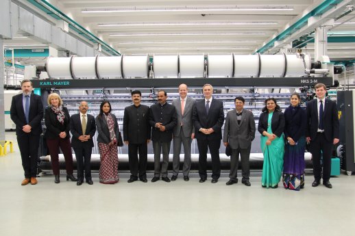 Press_Indian Textile Minister_KARL MAYER.JPG