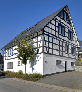Schön wie eh und je: Auch mit der neuen Wärmedämmung bliebt die Fachwerkoptik am Landgasthof Vollmer-König im sauerländischen Schmallenberg erhalten