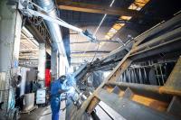 Hüffermann stellt die gesamte Schweißfertigung im Stahlbau auf Produkte von EWM um: Schweißgeräte, innovativer forceArc puls-Prozess, Brenner und Drahtzuführung. Die Fassanbindung reduziert die Wechselzeiten für den Drahtwechsel um mindestens fünf Stunden pro Monat.