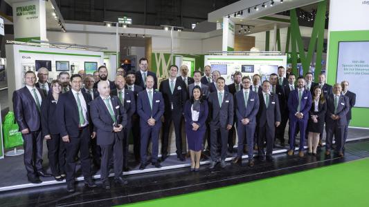 Mit Begeisterung bei der Sache: Die Murrelektronik-Mitarbeiter auf der HANNOVER MESSE