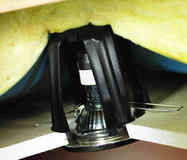 SpotClip: Smart protection of lighting and building materials