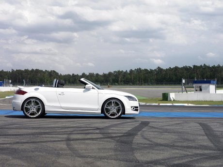 ABT_04_tt_roadster_8j_BR_kl.jpg