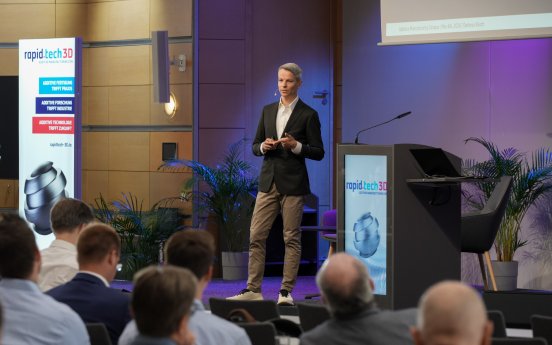 Keynote Stefanus Bos~ristian Seeling.jpg