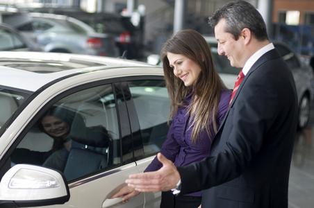 Autokauf: Zum Jahresende noch mal feilschen
