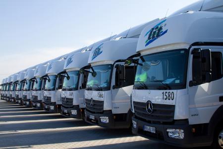 Aktuell be- und entlädt die L.I.T. am neuen Standort in Österreich 15 bis 20 Lkw am Tag, im nächsten Jahr soll das Volumen auf 30 bis 50 Jumbo-Gliederzüge pro Tag ansteigen. (Foto: L.I.T.)