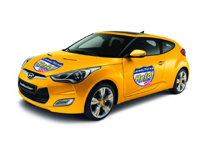 Goodyear_Held_der_Straße_Hyundai_Veloster.jpg