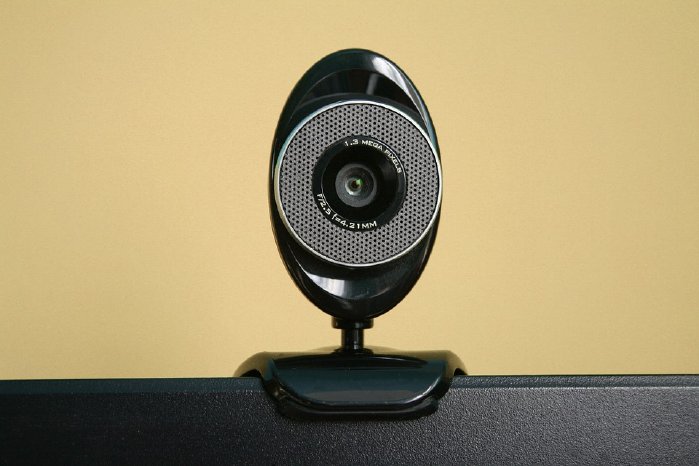 webcam-camera-1219748_960_720.jpg