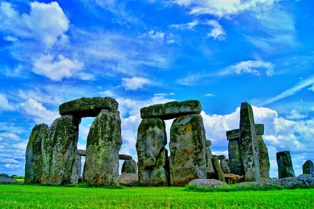 Uk-Domains represent also the United Kingdom like e.g. Stonehenge