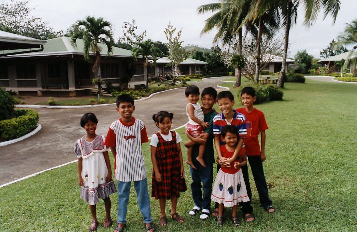 CEWE_Pressebild_PhilippinenSOS-Kinderdorf e.V.jpg
