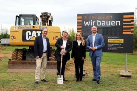 Spatenstich zum weiteren Firmengebäude von Gantner Instruments