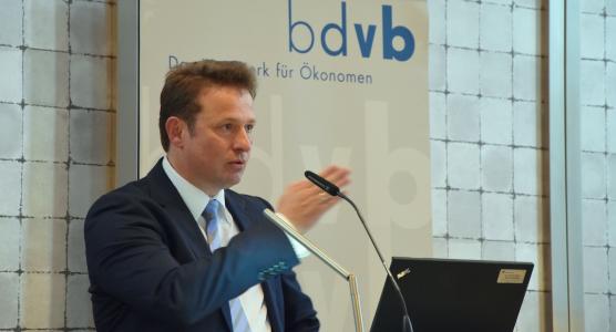 bdvb-Vizepräsident Hartmut Jaensch