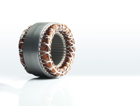01_WITTENSTEIN_Stator_mit_redundanter_Wicklung_für_Motor_Türaktorik_seitlich_300dpi.jpg