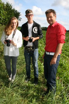 Lara Hemann und Fin Rasmus Hansen von der Schule am Campus in Flensburg starten mit Umweltm.JPG