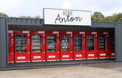 Das Hensing Automatensystem "Herr Anton" bietet Platz für bis zu zwölf Verkaufsautomaten