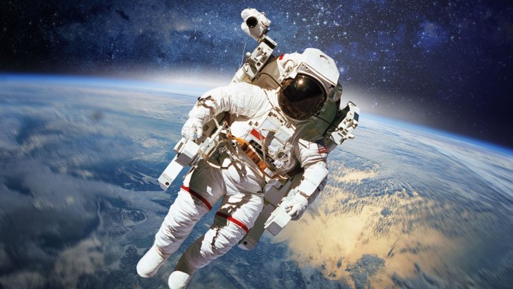 bild-astronaut-pm-2400x1350.jpg