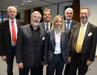 (v.l.n.r.): Vizepräsident der Arbeitnehmer der Handwerkskammer Flensburg Joachim Sopha, Staatssekretär Rolf Fischer, Patrick Ferrier vom Lebensmittelinstitut KIN e.V., Prof. Dr. Birte Nicolai, Prof. Dr. Hasso Heybrock, Prof. Dr. Dr. Rainer Kreuzhof (Foto: Gatermann) (v.l.n.r.): Vizepräsident der Arbeitnehmer der Handwerkskammer Flensburg Joachim Sopha, Staatssekretär Rolf Fischer, Patrick Ferrier vom Lebensmittelinstitut KIN e.V., Prof. Dr. Birte Nicolai, Prof. Dr. Hasso Heybrock, Prof. Dr. Dr. Rainer Kreuzhof (Foto: Gatermann)