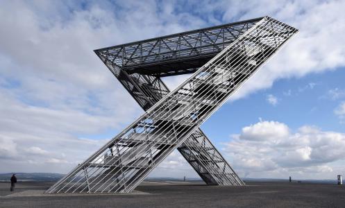 Deutscher Verzinkerpreis 2017: Der erste Preis der Kategorie Architektur ging an pfeiffer sachse architekten UG, Berlin und Stahlbau Claus Queck GmbH, Düren für die Landmarke Duhamel "Saarpolygon".