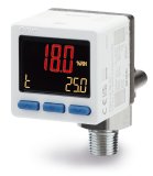 Der Luftfeuchtigkeitssensor der Serie PSH von SMC visualisiert relative Feuchtigkeit und Temperatur auf einem Digitaldisplay und ermöglicht bei minimalem Platzbedarf die Sicherung der Medienqualität und den Schutz von Pneumatik-Anlagen vor Kondensationsproblemen. / Foto: SMC Deutschland GmbH