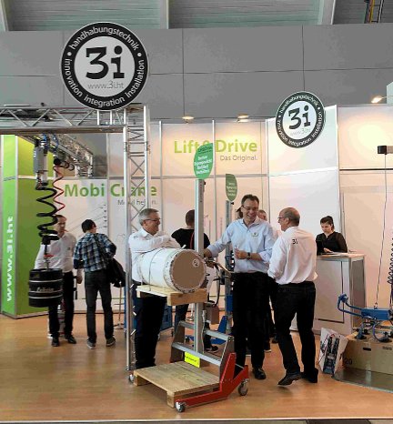 3i_LogiMAT_Messestand_web.jpg