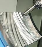 Machining a tyre mould (Photo: OPEN MIND)